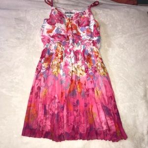 XS Bailey Girl Flowy floral pink summer dress